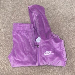 Nike toddler velour sweatsuit size 2T
